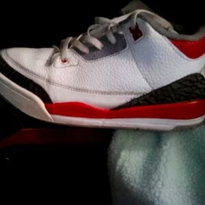 Boys jordans